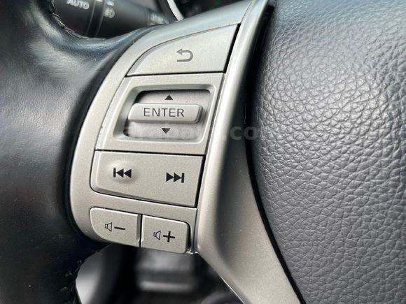 Sadece 62.000km // 2015 Qashqai 1.2 DIG-TEKNA SKYPACK // BOYASIZ