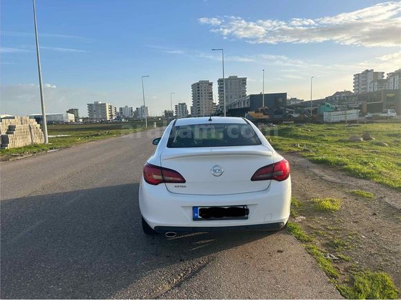 Sahibinden Opel Astra 1.4 T Edition Plus 2019 Model Diyarbakır 140.000 km Beyaz