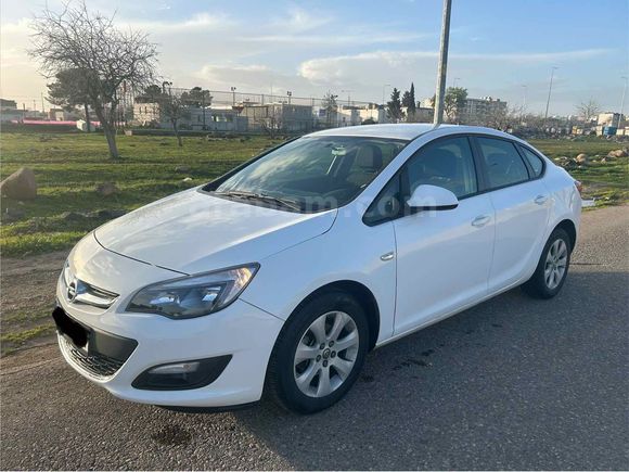 Sahibinden Opel Astra 1.4 T Edition Plus 2019 Model Diyarbakır 140.000 km Beyaz