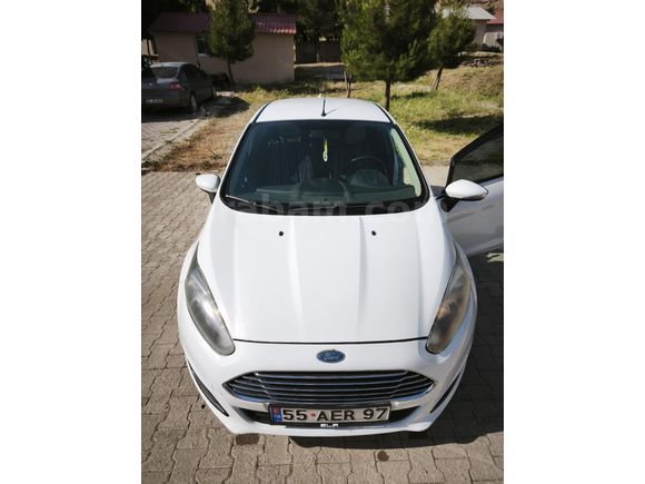 Memurdan Ford Fiesta 1.5 TDCi Trend X 2014 Model, Beyaz