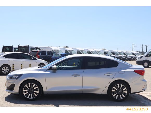 BÜYÜKSOYLU FİLO/2024 MODEL FORD FOCUS 1.5 ECOBLUE TITANIUM X