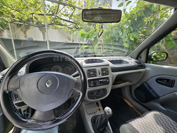 Sahibinden Renault Clio 1.4 Authentique 2004 Model