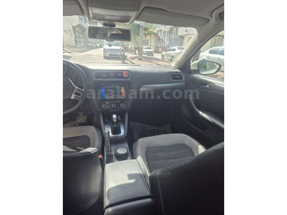 Sahibinden Volkswagen Jetta 1.6 TDi Comfortline 2013 Model