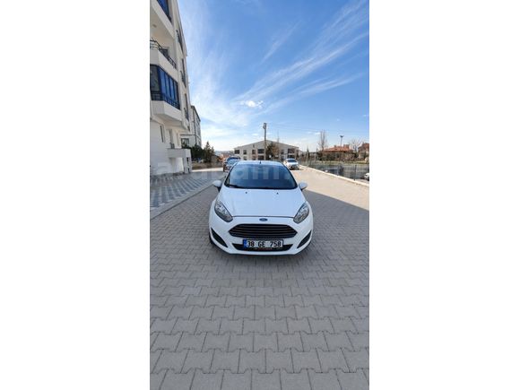 Sahibinden Ford Fiesta 1.5 TDCi Trend 2014 Model 180.000 km Beyaz