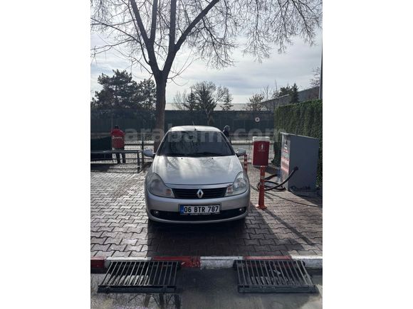 Memurdan temiz aile arabası Renault Symbol 1.5 dCi Authentique 2011 Model 