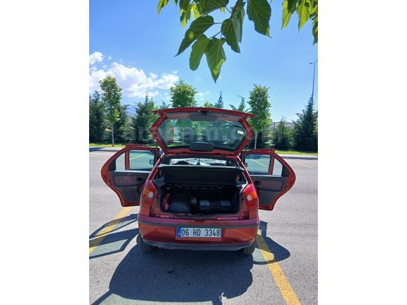 Fiat Palio 1.4 EL 2001 Model
