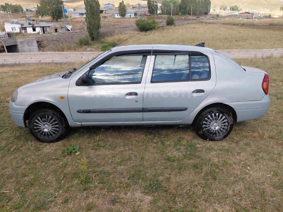 Sahibinden Renault Clio 1.4 RN 2000 Model