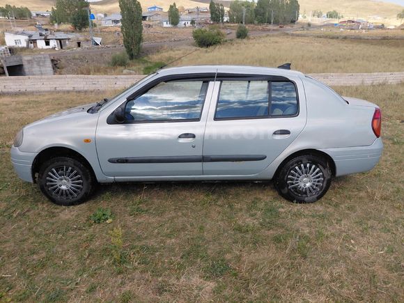 Sahibinden Renault Clio 1.4 RN 2000 Model