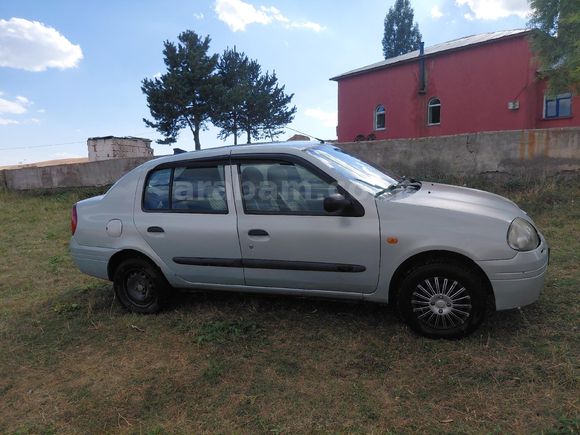Sahibinden Renault Clio 1.4 RN 2000 Model