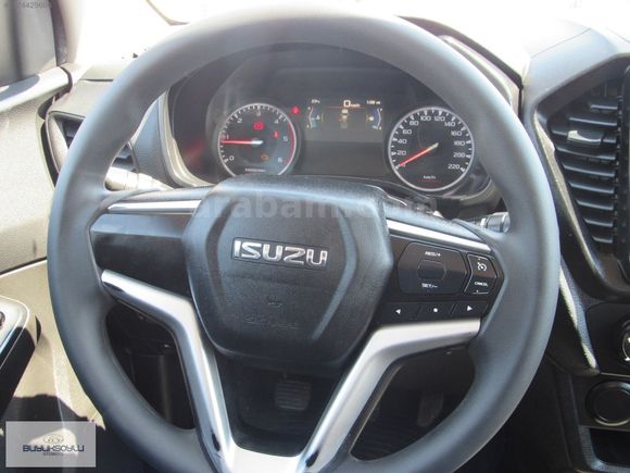BÜYÜKSOYLU 'DAN 2021 MODEL ISIZU D MAX 1.9D V-GO 4X2 ÇİFTKABİN