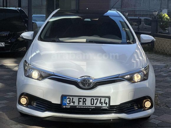Sahibinden Toyota Auris 1.6 Active Skypack 2015 Model 