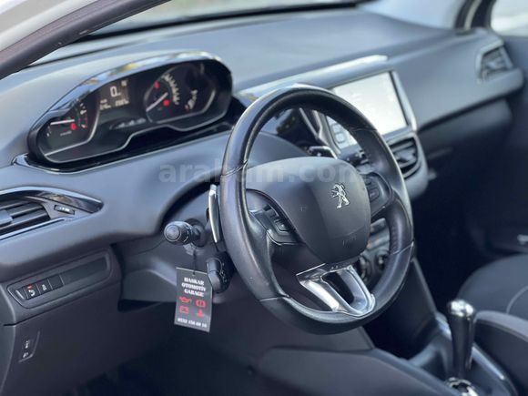 KB CAR Peugeot 208 1.2 PureTech Active 2015 Model İstanbul