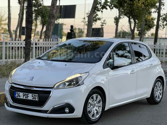 KB CAR Peugeot 208 1.2 PureTech Active 2015 Model İstanbul