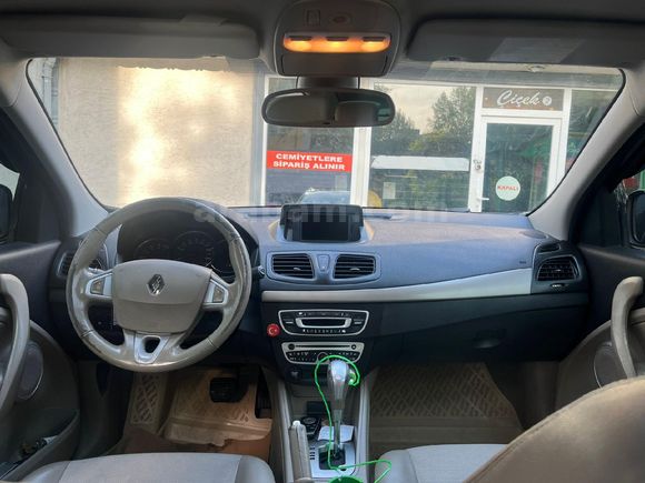 Sahibinden Renault Fluence 1.5 dCi Privilege 2012 Model  Siyah