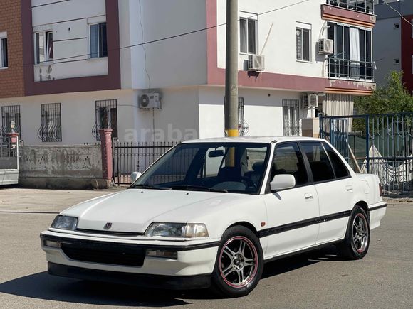 SERİ OTOMOTIV’DEN Honda Civic 1.5 LS 1991 Model Antalya