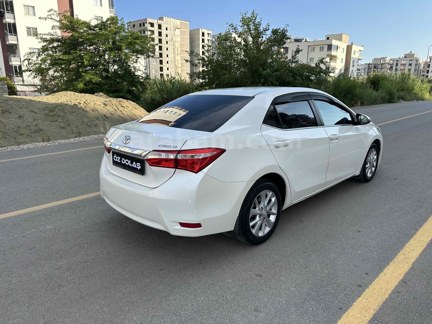 Galeriden Toyota Corolla 1.6 Advance 2015 Model Mersin 155.000 km Beyaz 7