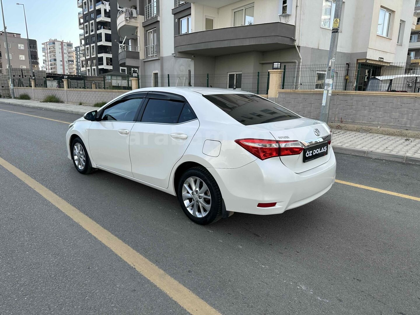 Galeriden Toyota Corolla 1.6 Advance 2015 Model Mersin 155.000 km Beyaz 6