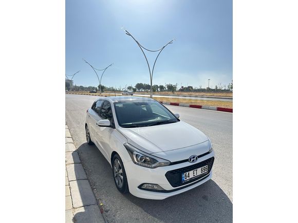 Sahibinden Hyundai i20 1.4 CRDi Style 2014 Model