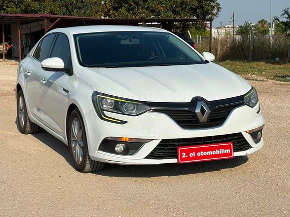 Ç2 DEN V.LEVHALILARA 150,000 TL PEŞİNAT KİMLİK İLE 350,000 TL PEŞİNAT 2017 RENAULT MEGANE 