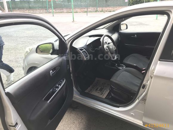 2012 HYUNDAI İ-20 1,4 CRDİ MODE PAKET