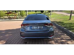 Sahibinden Toyota Corolla 1.8 Hybrid Dream 2021 Model  173.000 km Mavi