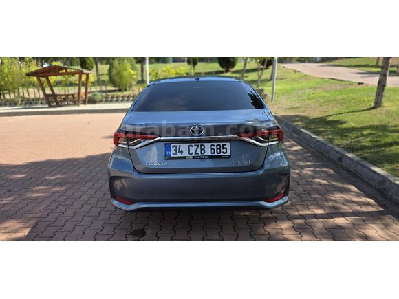 Sahibinden Toyota Corolla 1.8 Hybrid Dream 2021 Model  173.000 km Mavi