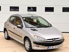 Sahibinden Peugeot 206 1.4 X-Design 2005 Model  289.000 km Gri