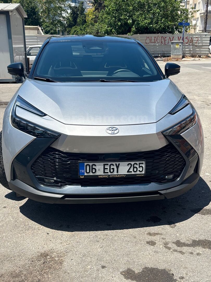 Sahibinden Toyota C-HR 1.8 Hybrid Passion X-Sport 2024 Model Antalya 1
