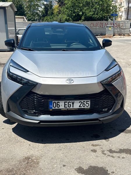 Sahibinden Toyota C-HR 1.8 Hybrid Passion X-Sport 2024 Model Antalya