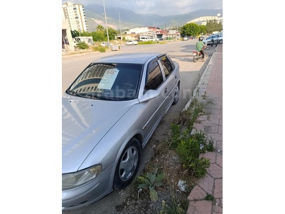 Galeriden Opel Vectra 1.6 GL 1999 Model Hatay