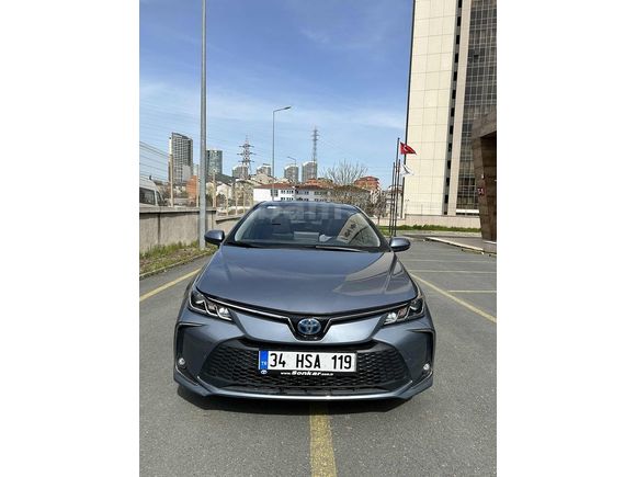 Sahibinden Toyota Corolla 1.8 Hybrid Flame X-Pack 2023 Model 
