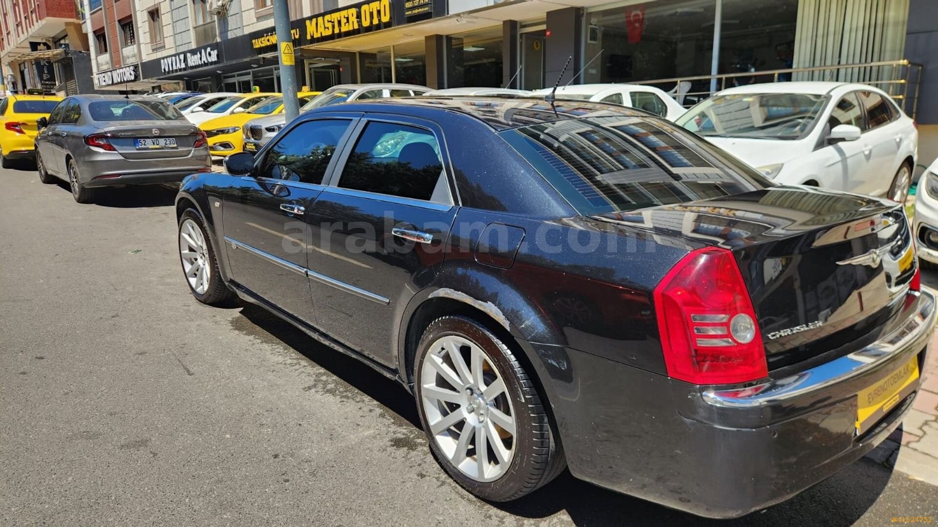 Galeriden Chrysler 300 C 3.0 CRD 2008 Model İstanbul 360.000 km Siyah 5