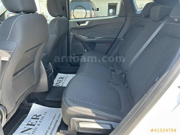 -ÖNER- 2025 KUGA TİTANİUM +KIŞ PAKETİ HATASIZ