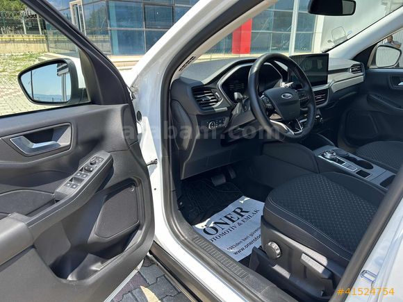 -ÖNER- 2025 KUGA TİTANİUM +KIŞ PAKETİ HATASIZ