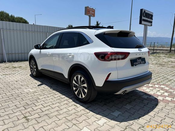 -ÖNER- 2025 KUGA TİTANİUM +KIŞ PAKETİ HATASIZ