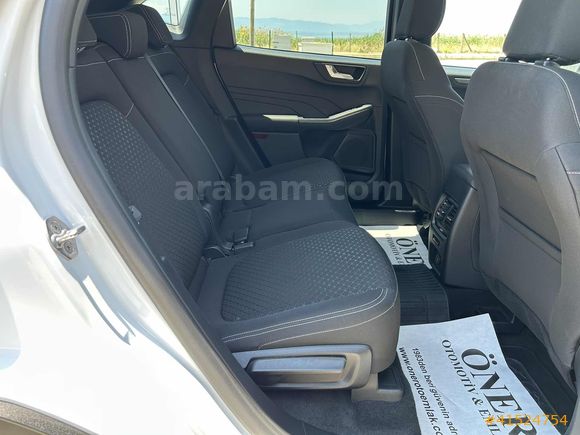 -ÖNER- 2025 KUGA TİTANİUM +KIŞ PAKETİ HATASIZ