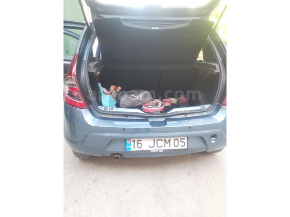 Sahibinden Dacia Sandero 1.4 Laureate 2010 Model
