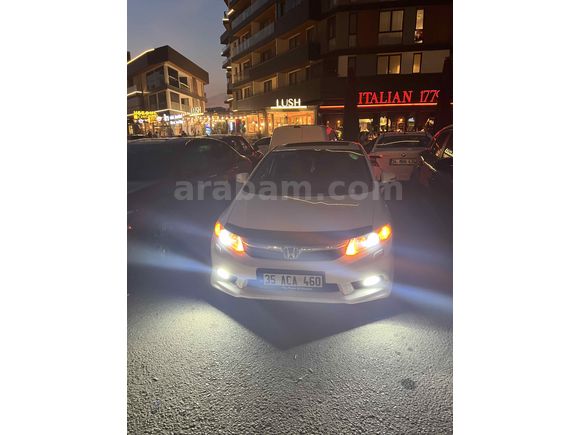 Sahibinden Honda Civic 1.6i VTEC Eco Elegance 2013 Model 