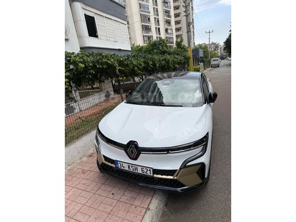 Sahibinden Renault Megane E-Tech Iconic 2024 Model 