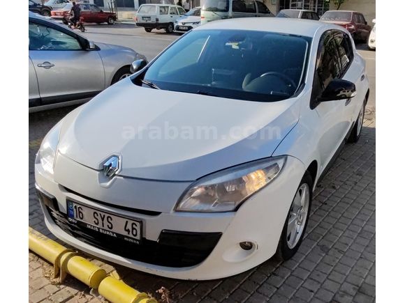 Sahibinden Renault Megane 1.5 dCi Dynamique 2009 Model  262.000 km Beyaz