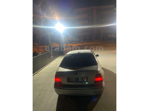 Sahibinden Volkswagen Bora 1.6 Trendline 2000 Model