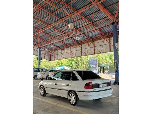 ACİL SATILIK Sahibinden Opel Astra 1.4 GL 1998 Model Kayseri