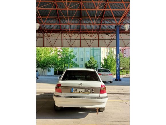 ACİL SATILIK Sahibinden Opel Astra 1.4 GL 1998 Model Kayseri