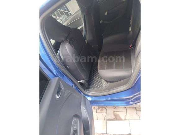 Sahibinden Renault Clio 1.0 TCe Evolution 2024 Model  13.000 km Mavi (metalik)