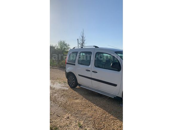 Sahibinden Renault Kangoo Multix 1.5 dCi Joy 2016 Model