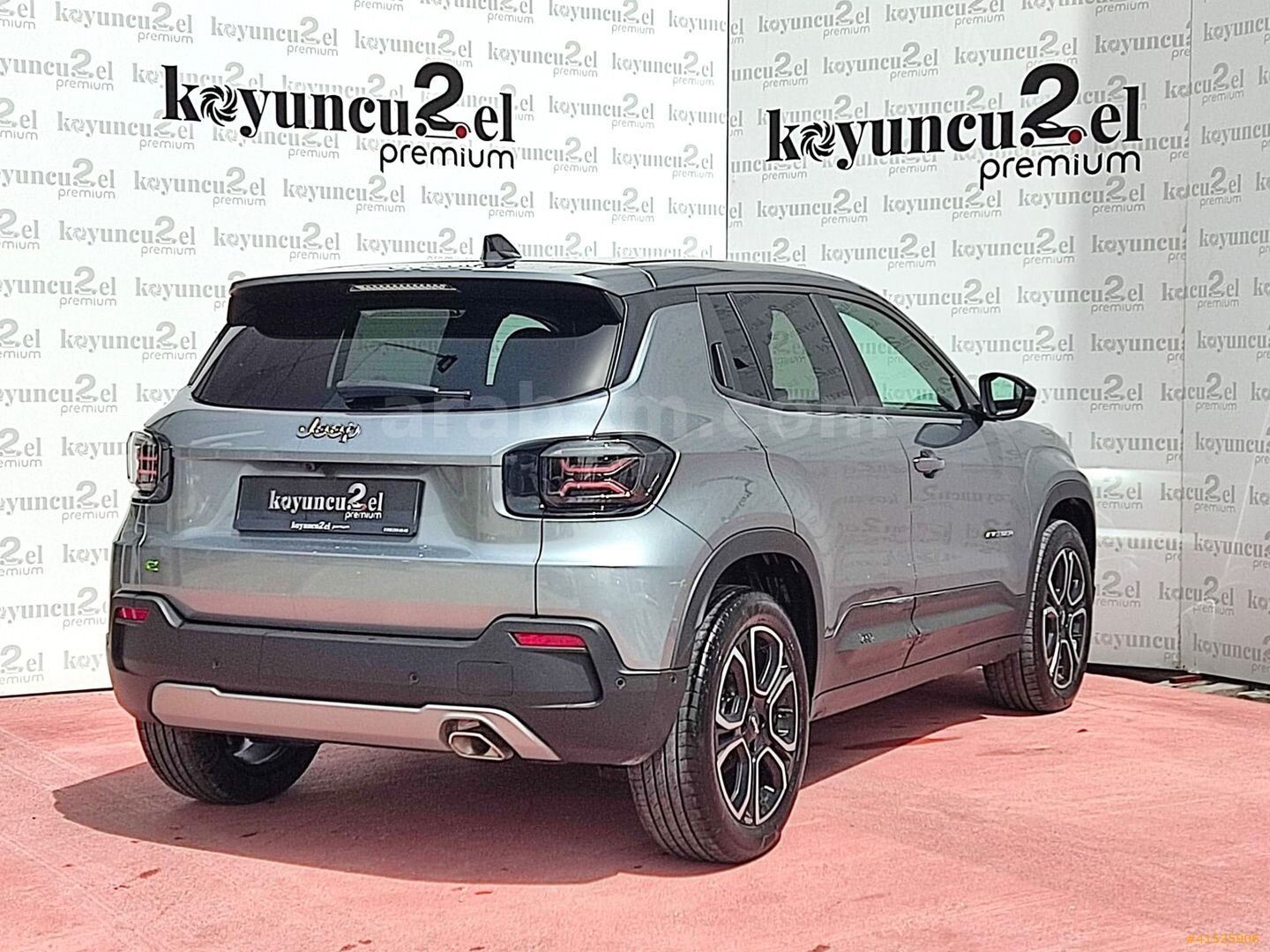 Galeriden Jeep Avenger Hybrid 1.2 Limited 2024 Model Konya 25.960 km Gri 6