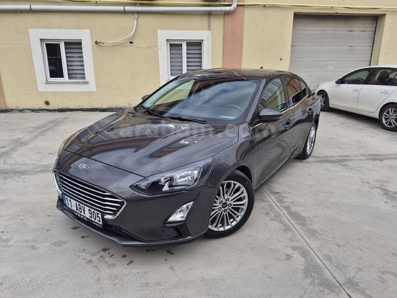 Sahibinden Ford Focus 1.5 TDCi Titanium 2020 Model Ankara 157.000 km Gri