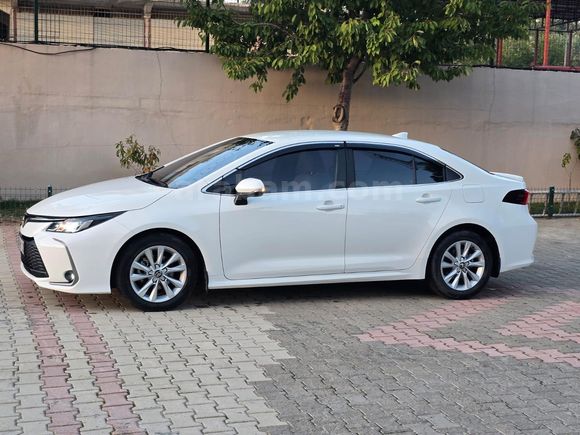 Sahibinden Toyota Corolla 1.5 Dream 2023 Model