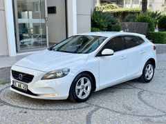 VOLVO V40 1.6 DİZEL/OTOMATİK/SERVİS BAKIMLI