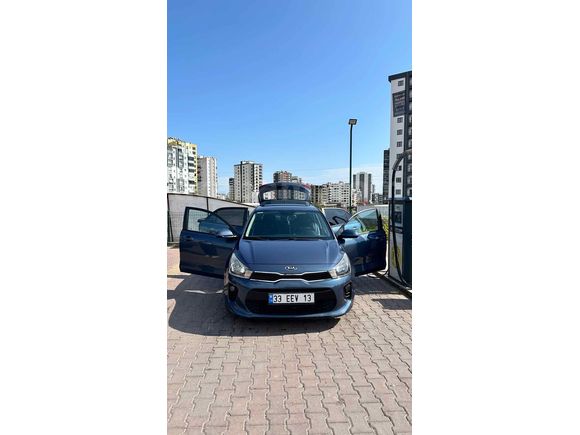 Sahibinden Kia Rio 1.4 CVVT Concept 2017 Model  177000 km Mavi